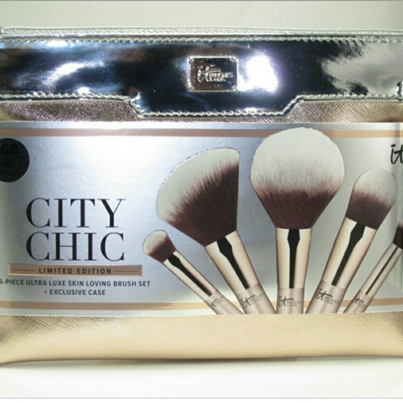it cosmetics Other - NEW It Cosmetics Brushes for Ulta Luxe